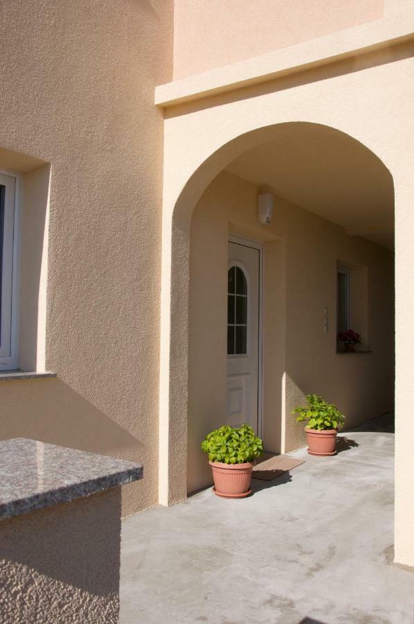 Apartment Viveniti Klenovica Zewnętrze zdjęcie