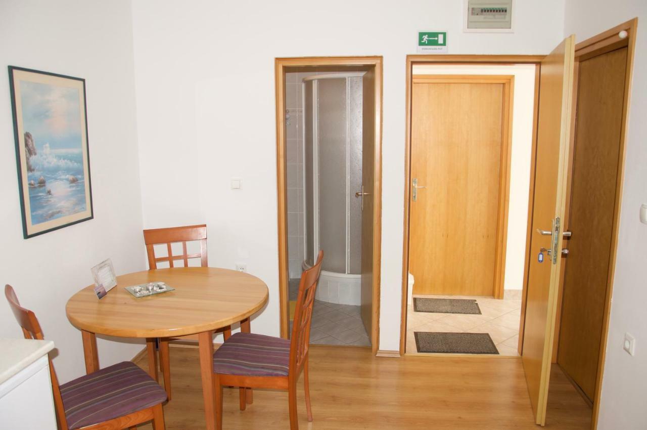 Apartment Viveniti Klenovica Zewnętrze zdjęcie